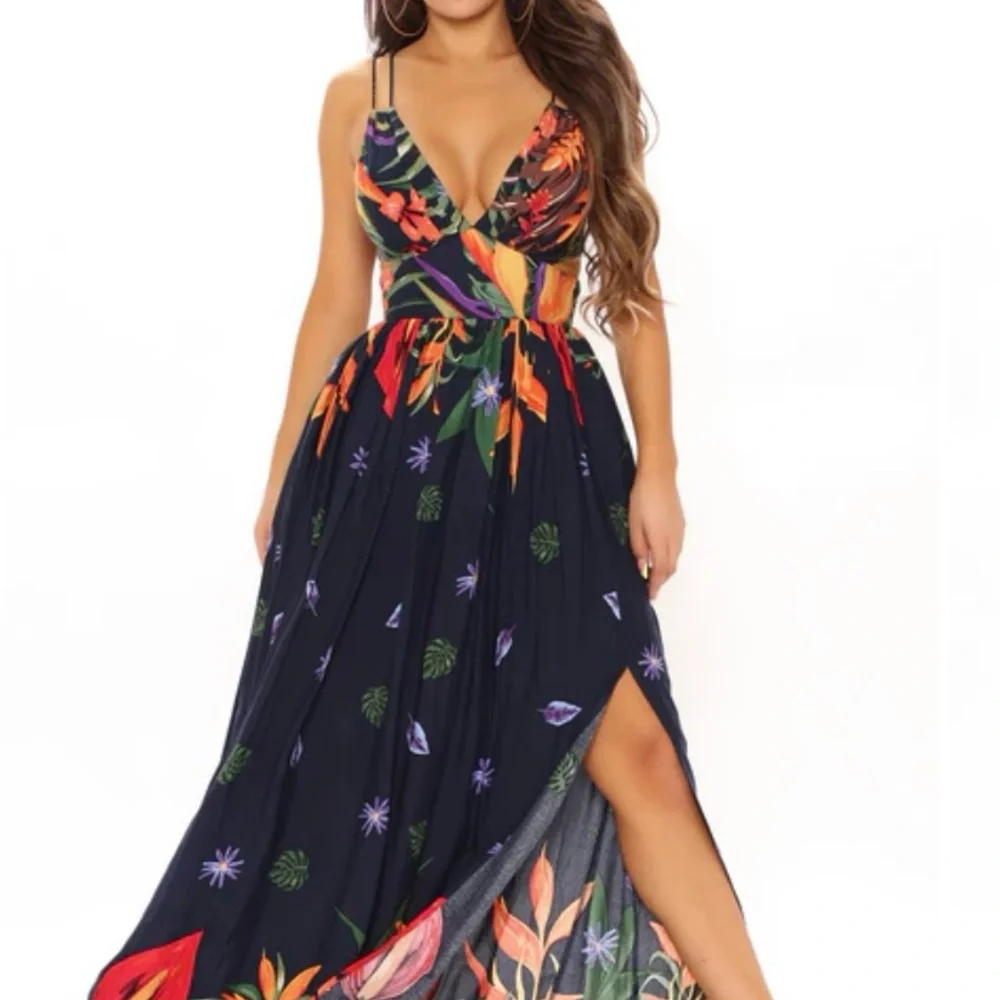 Fashion nova, NWT Key West, Tropical Print Maxi Dress with side cutouts,… - Picture 2 of 16